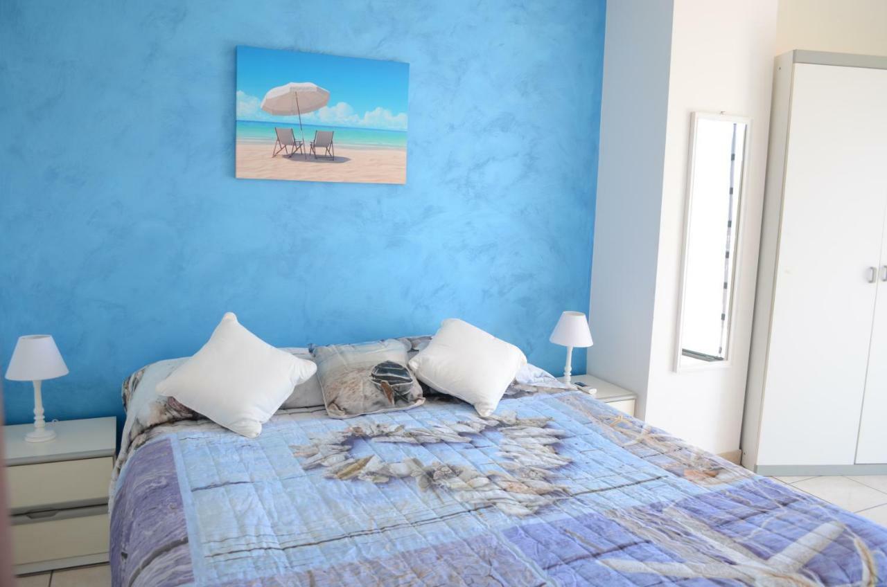Santanna Beach House - Fondachello-Apartments Com Mascali Exteriör bild